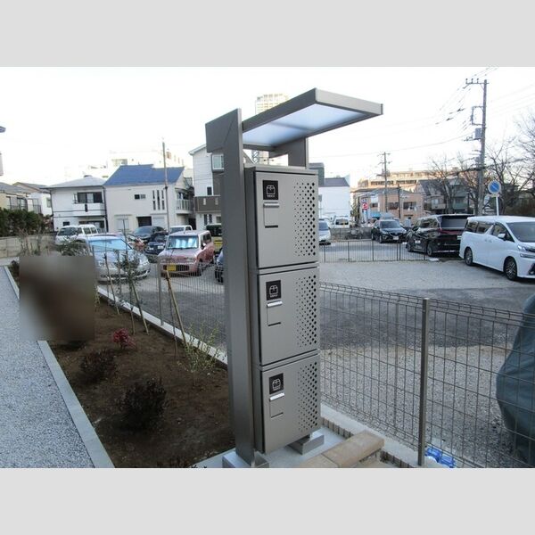 Soleil Ichikawa102号室 宅配ボックス