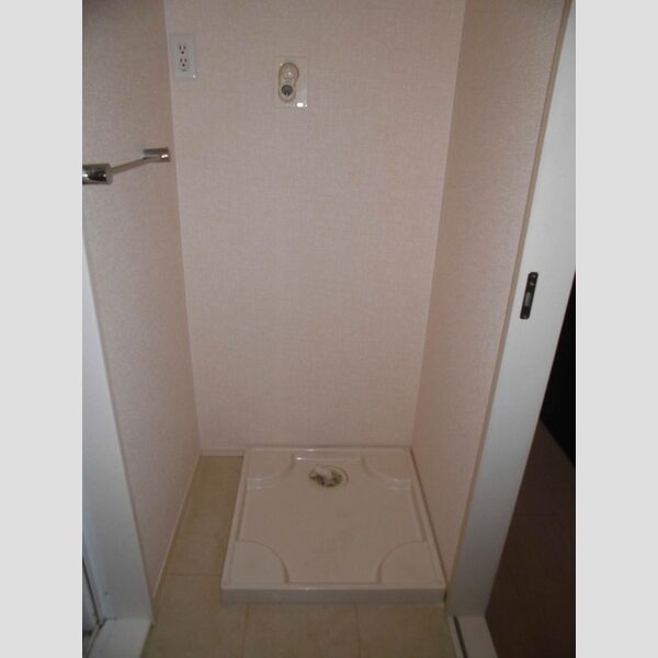 フェニックス小仙波　C棟302号室 同建物別部屋の参考画像