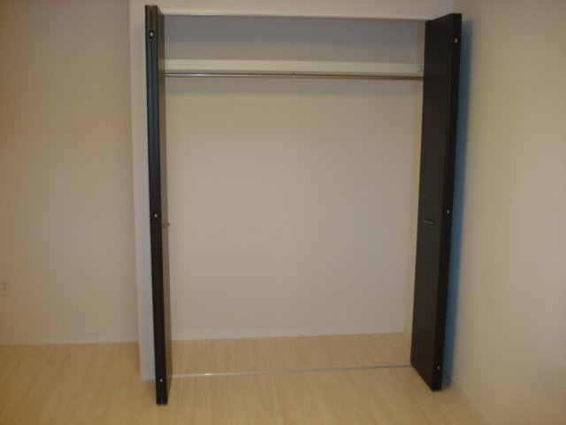 イトビューパレス クローゼット