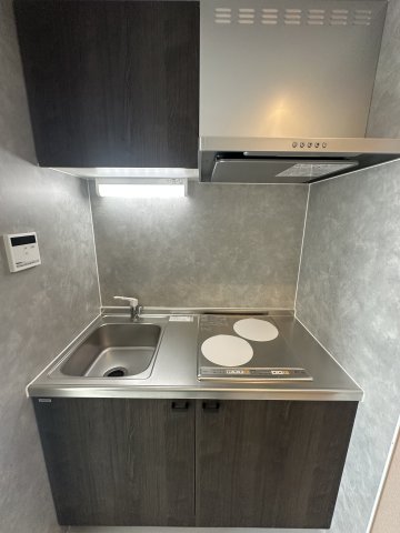 ベイルームグラン扇町WEST302号室 キッチン