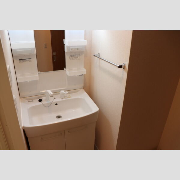 A8 洗髪洗面化粧台