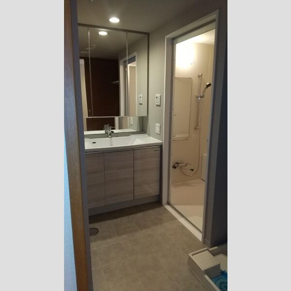 AZALETY上北沢 108号室　洗面所