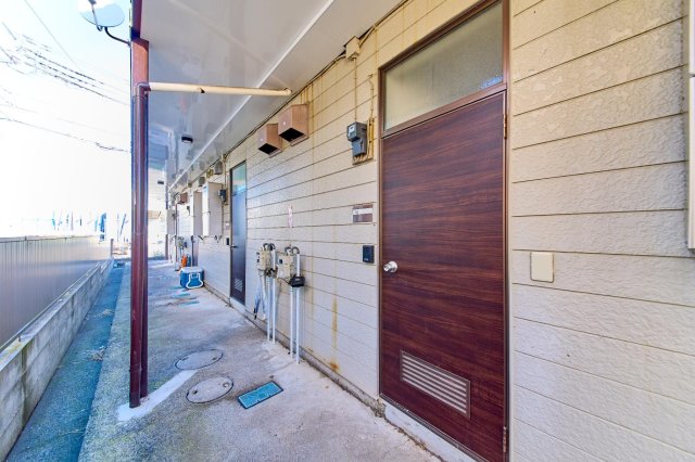 本厚木AXIS205号室 エントランス