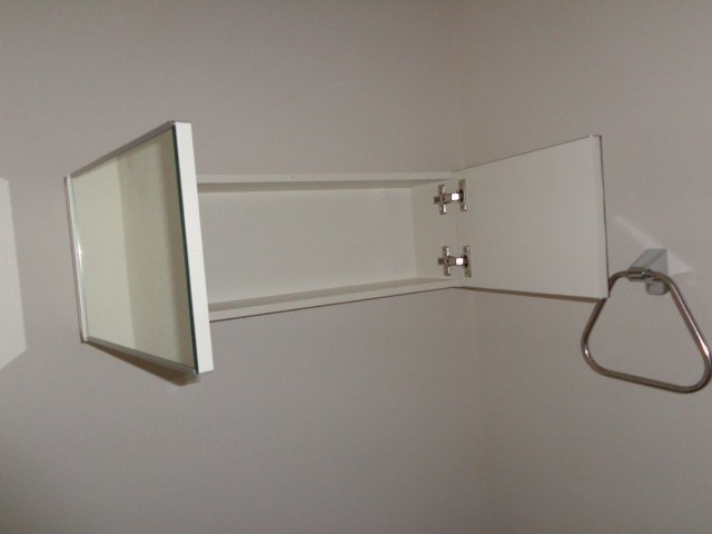 しろくま00205号室 トイレ戸棚