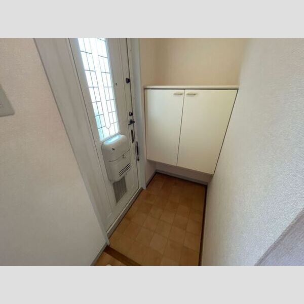 パールハイツ203号室 玄関