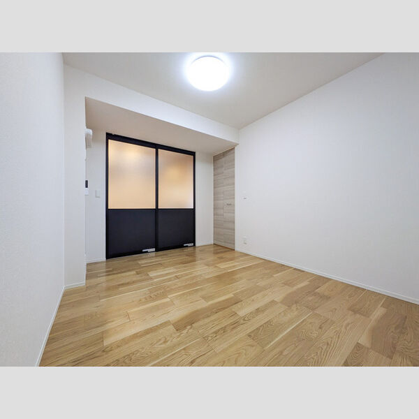 ONARIGOTENーD107号室 洋室