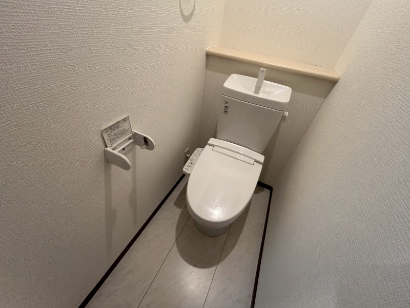 ARTEIE柿生1階 トイレ