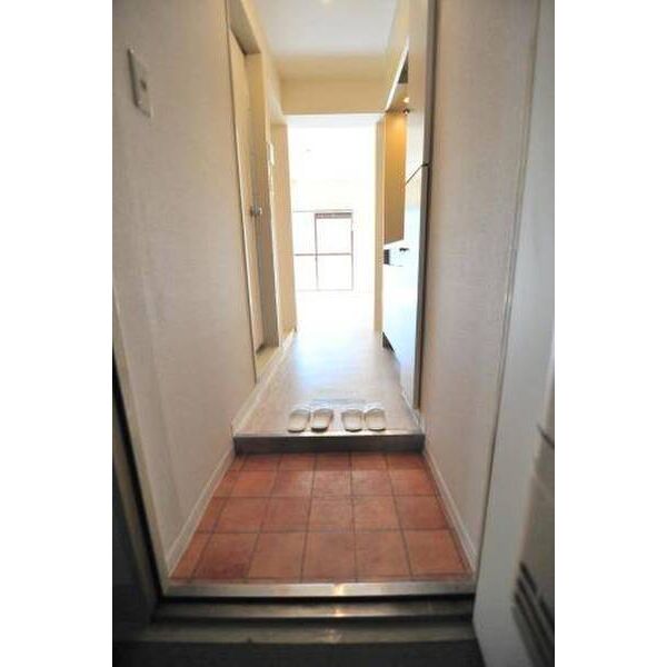 メゾン・ド・ロワジール 玄関