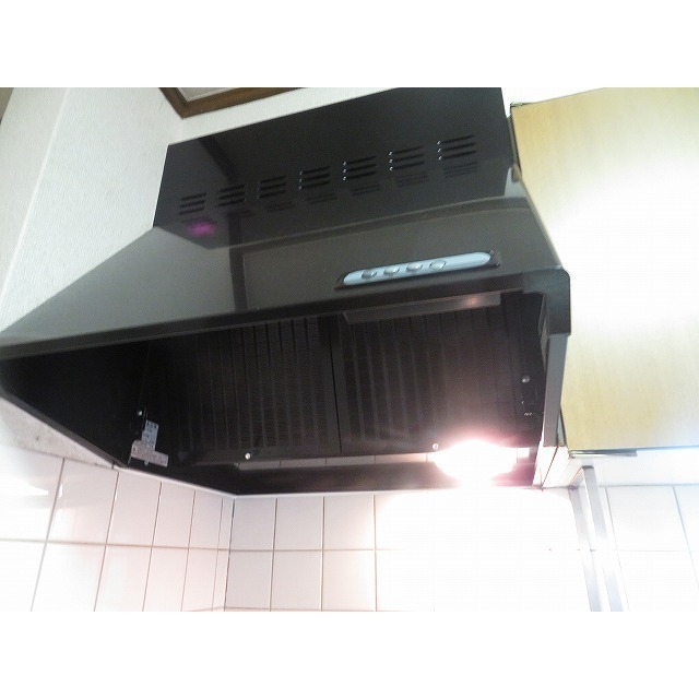 ハイツ　マイルド0203号室 上部収納棚