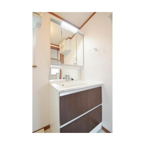 カルド・ファミーユ102号室 洗面