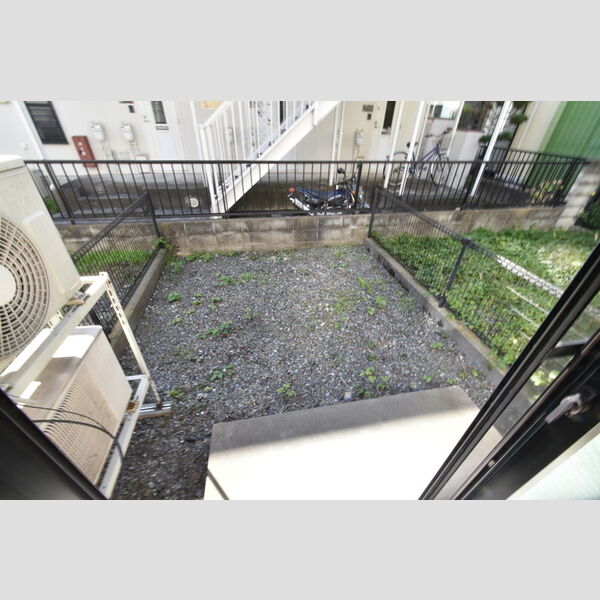 エンドレス106号室 専用庭