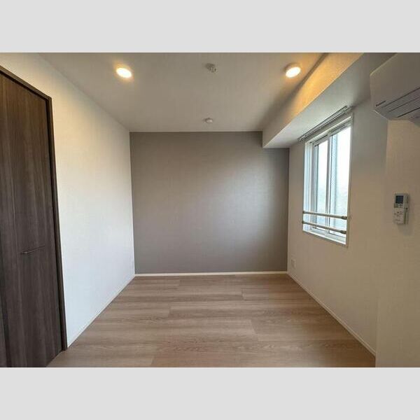 セレスティア南花畑Ⅲ303号室 洋室