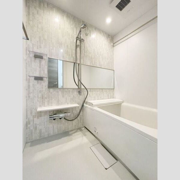 セレスティア江戸川Ⅲ301号室 浴室