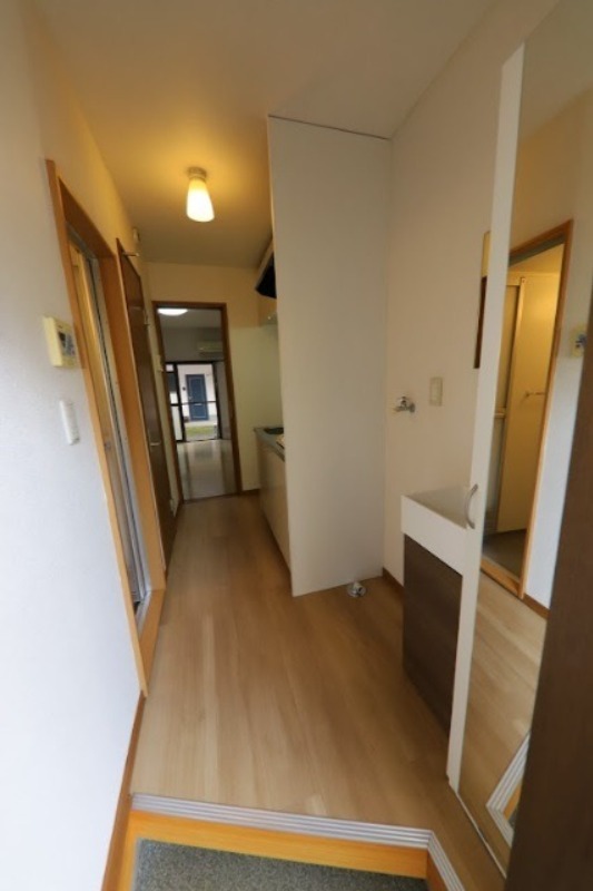 メゾンオーキスA1階 内観