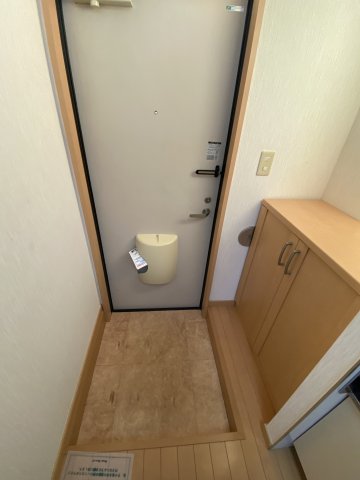 メゾンアンソレイユ303号室 玄関