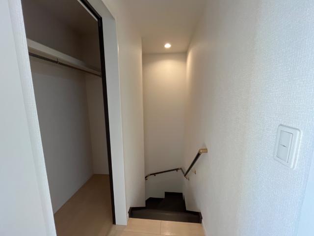 ル・グラン　シャティニエー(le gran chaｔaighier）202号室 クローゼット