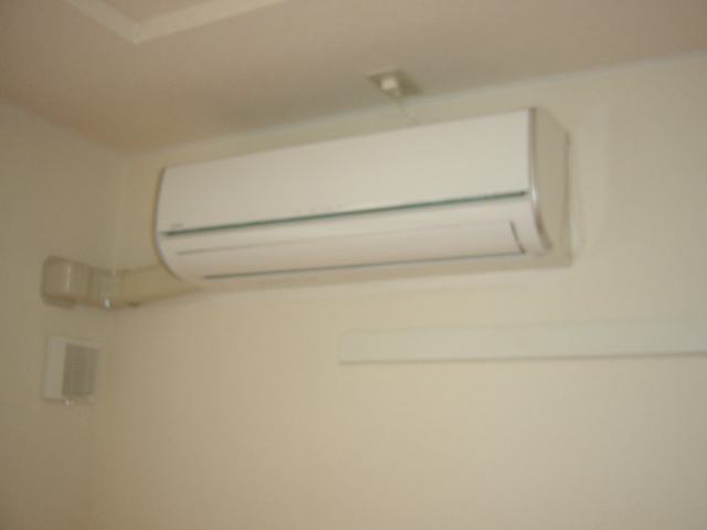 シャン・デ・フルール103号室 エアコン