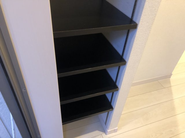 ネクサス綱島302号室 収納