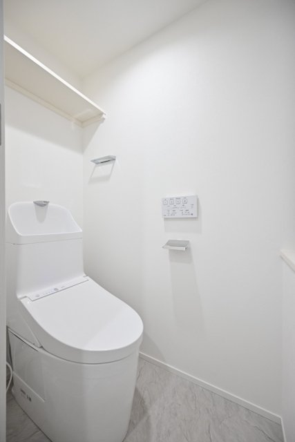 Ｔｈｅ　Ｒｅｓｉｄｅｎｃｅ　Ｎｉｈｏｎｂａｓｈｉ2階 トイレ