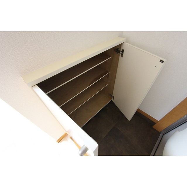 ウィングポート 玄関収納