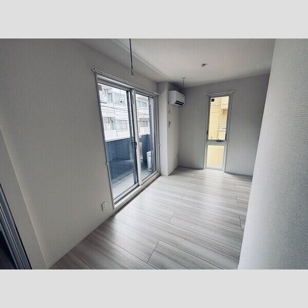 ソレール西久保105号室 同建物別部屋の参考画像