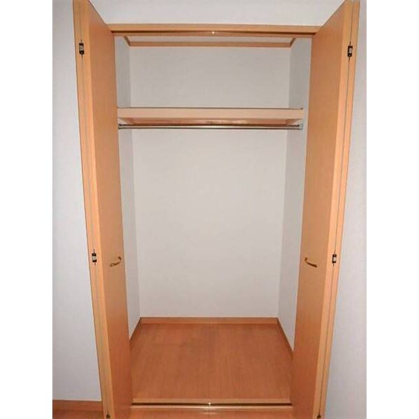 ヴァンテアンⅢ 収納