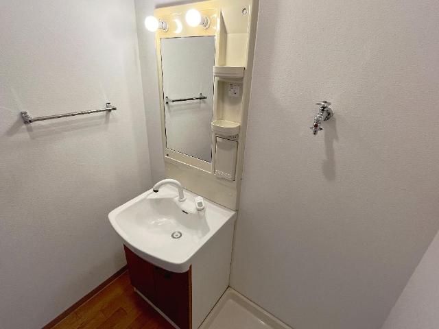 彩都ー花ノ岡 洗髪洗面化粧台