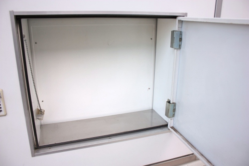 レオパレスＳＥＲＥＮＡⅢ208号室 宅配ボックス