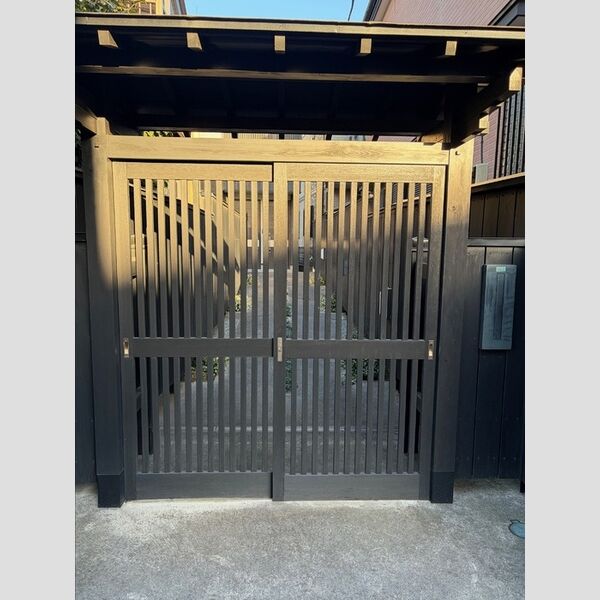 Shojian201号室 門扉