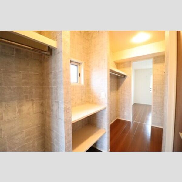 フロレスタセントラルパーク ウォークスルークローゼット