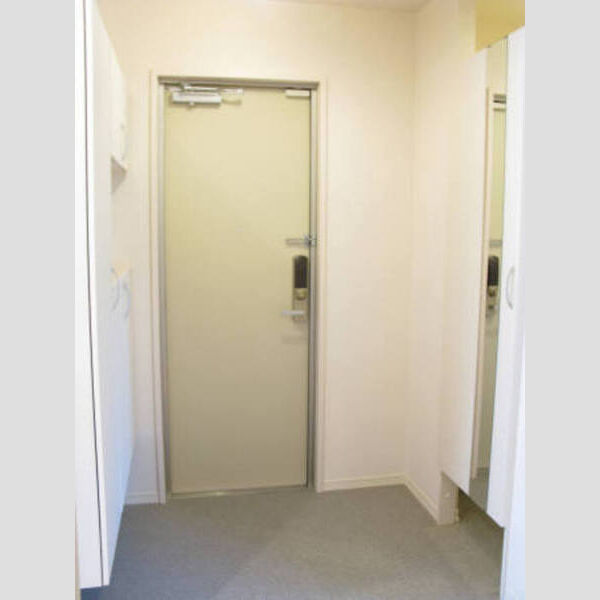 PENNY LANE　B 大型玄関