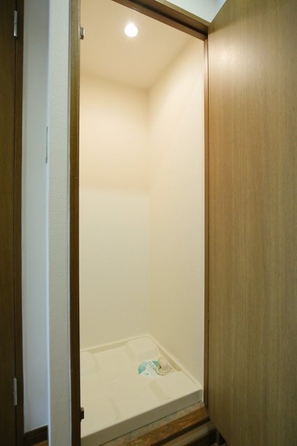 菱和パレス渋谷本町 室内洗濯機置場
