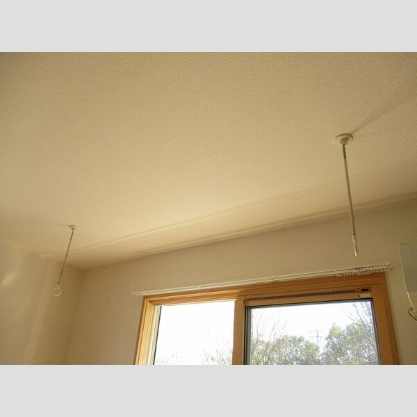 パークサイド　B201号室 室内物干し