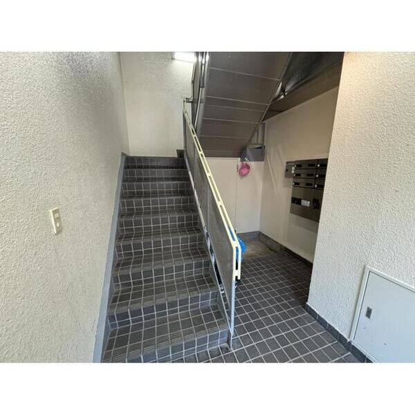 CASA小野寺 エントランス