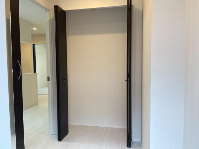 リバーテラス・田名 玄関付近収納