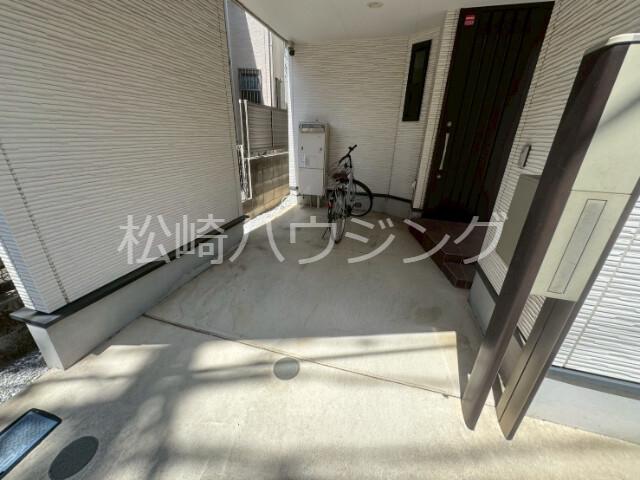 高円寺南5丁目戸建 駐車場