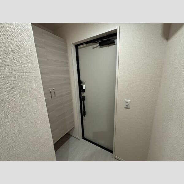 グリーンハウス203号室 玄関