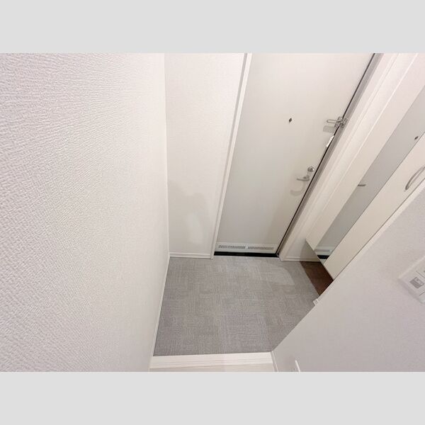 アトレ　D 玄関