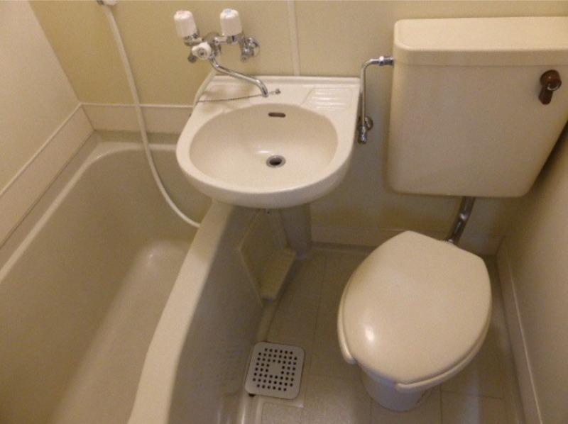 レオパレス用賀1階 お風呂