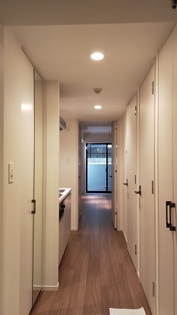 クレイシア目黒都立大学 玄関