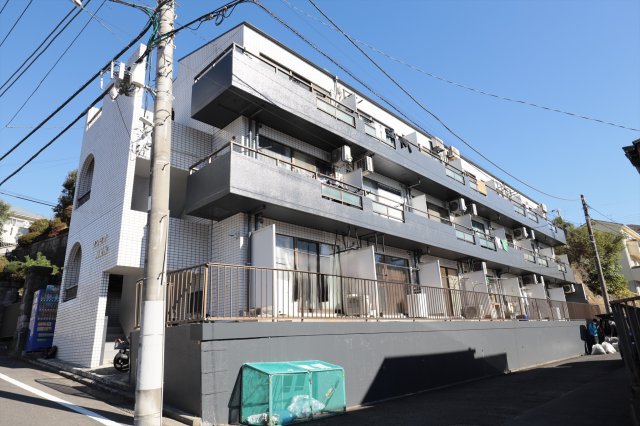 サンピア月見台107号室 外観