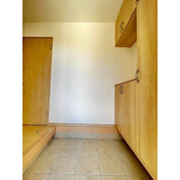 Sumai-to川越市安比奈新田01 玄関