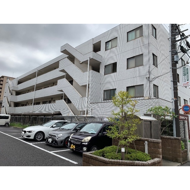 グランドール岸 外観