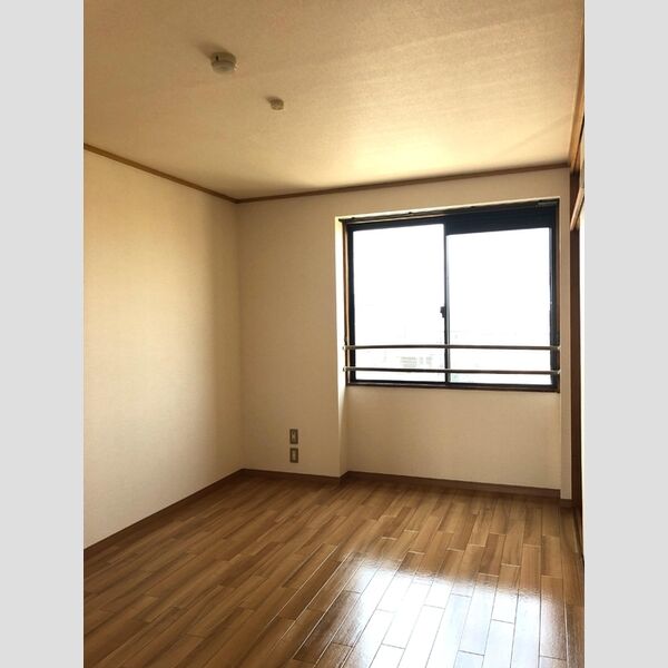 ヴェラクレスト　弐番館102号室 同建物別部屋の参考画像