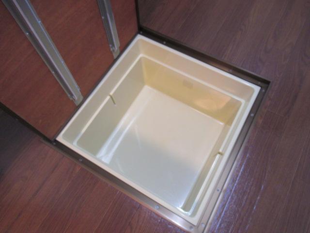 プレイス103号室 収納