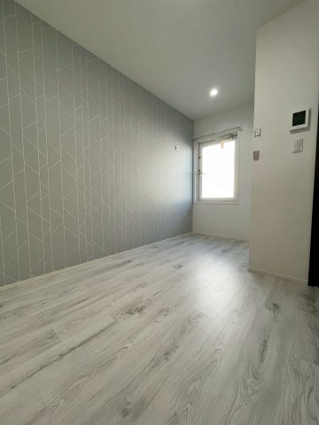 102号室