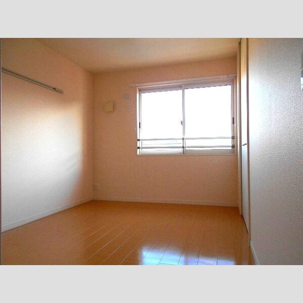 フォンドール　Ⅰ102号室 洋室6帖