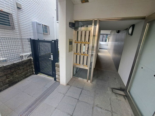 カーム椎名町Ⅱ1階 エントランス