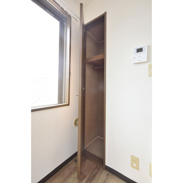 ヒルズガーデン東雪谷0301号室 収納
