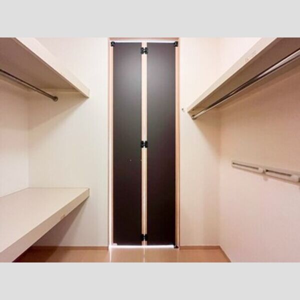 ガーデンハイツ・モッコク ウォークインクローゼット